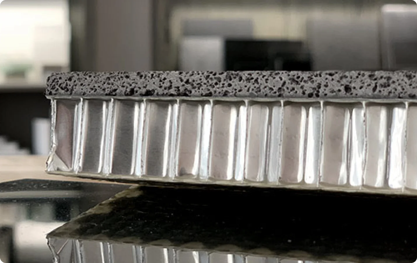 Marbre sur nid d'abeille aluminium allégé